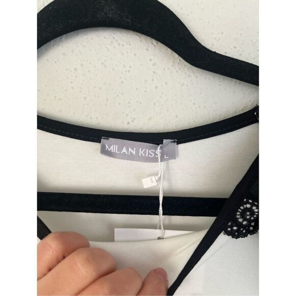 Milan Kiss Woman Ecru& Black Ragian Blouse, Size Large - Picture 7 of 7